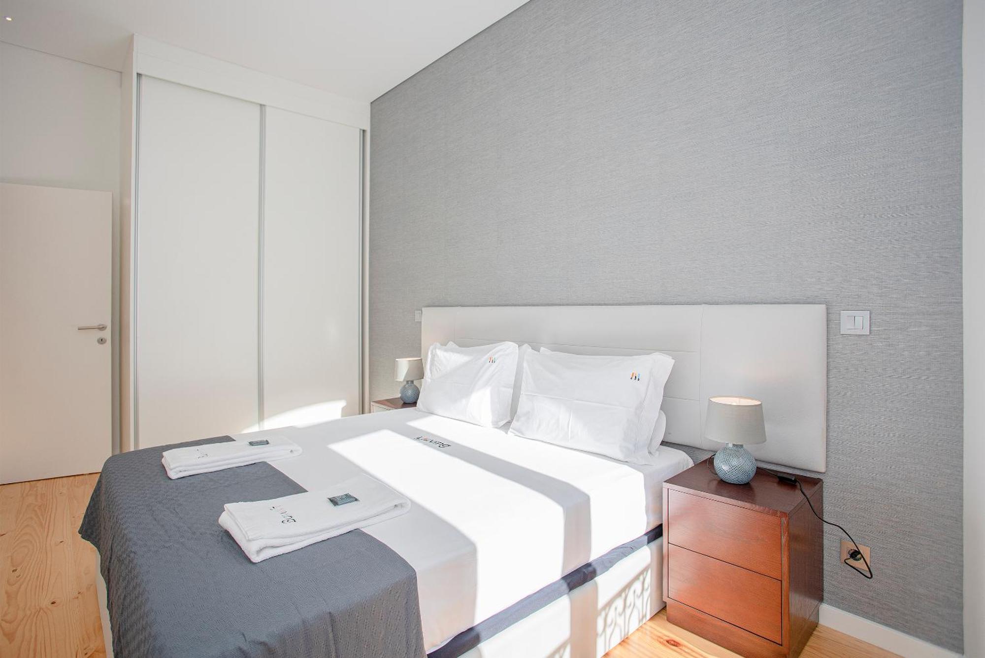Liiiving In Porto-Mouzinho Residence Apartments ภายนอก รูปภาพ
