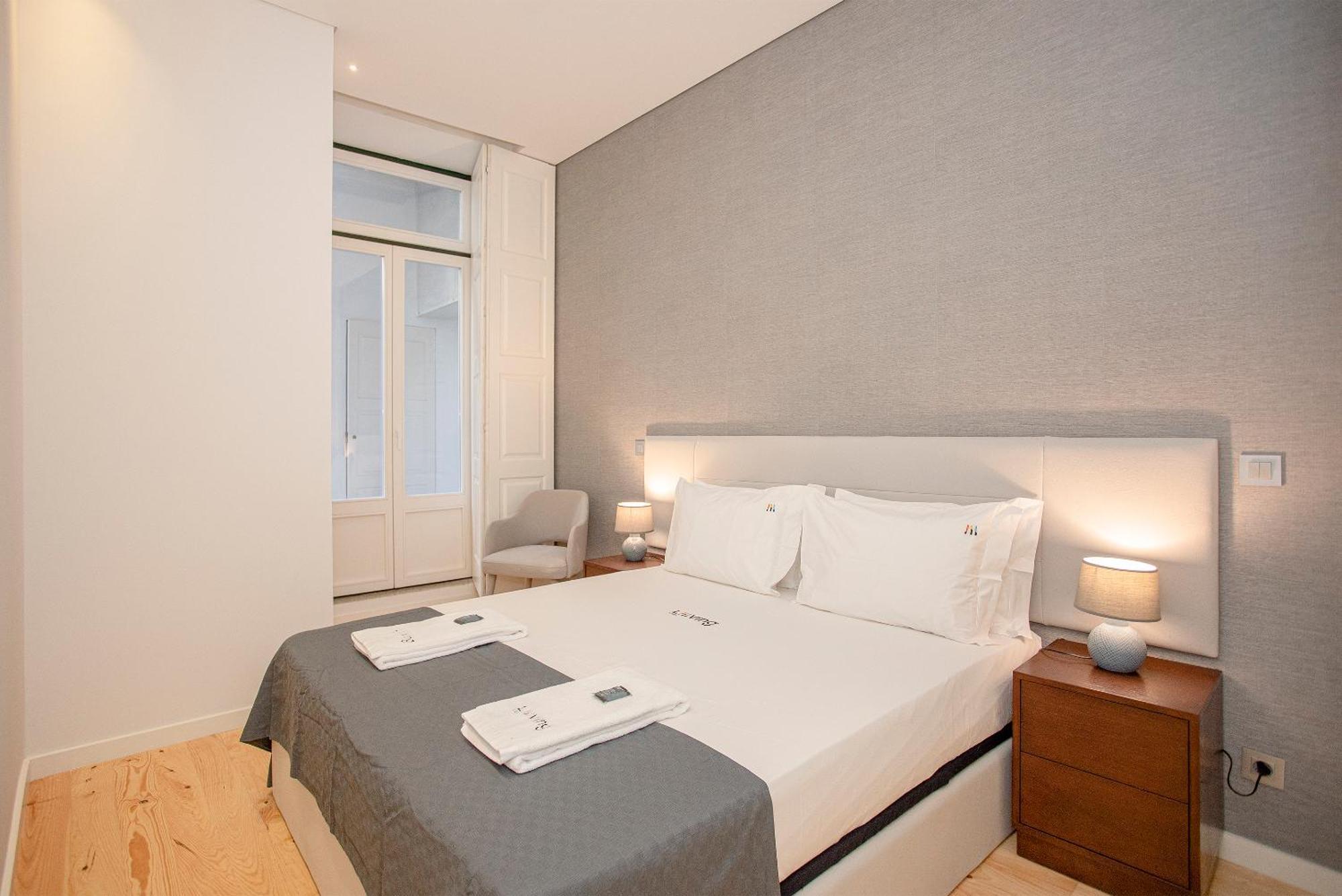 Liiiving In Porto-Mouzinho Residence Apartments ภายนอก รูปภาพ
